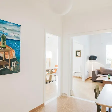 Elegant 2 Bedroom 2 Bathroom In Vibrant Centre! Vl5 * Athens