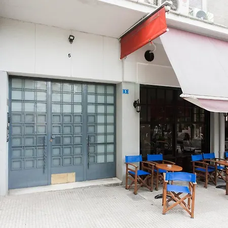 Elegant 2 Bedroom 2 Bathroom In Vibrant Centre! Vl5