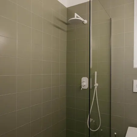 Apartment Elegant 2 Bedroom 2 Bathroom In Vibrant Centre! Vl5 Athens
